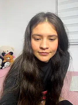 Emilyybennet  online show from September 19, 2:48 am