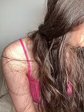 Snapshot of Emilyybennet_ chatting on June 20, 3:55 am Emilyybennet online show from June 20, 3:55 am