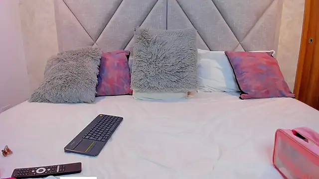 Im Manu online show from March 5, 11:29 am