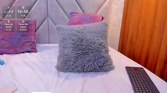 Snapshot of Im_Manu chatting on November 7, 12:31 pm Im Manu online show from November 7, 12:31 pm