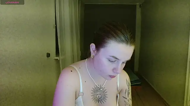 AngelicaHollywood online show from July 8, 8:53 pm