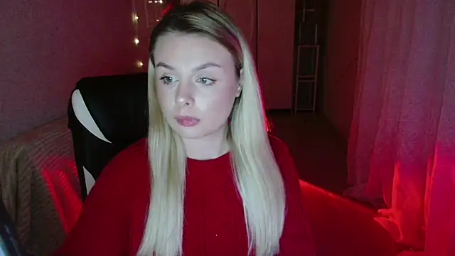 Snapshot of AngelicaHollywood chatting on February 13, 8:09 pm AngelicaHollywood online show from February 13, 8:09 pm