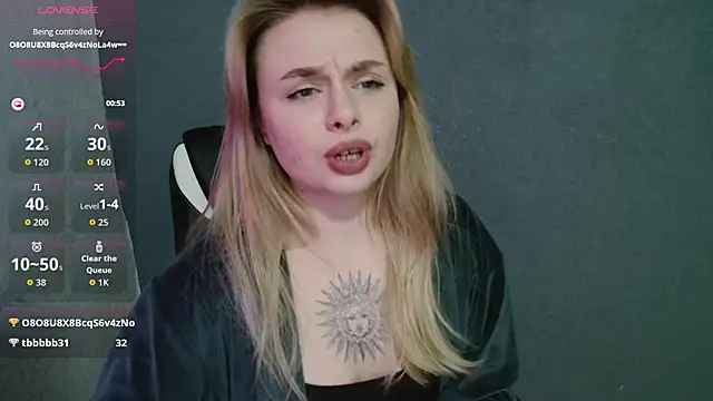 Snapshot of AngelicaHollywood chatting on October 22, 9:03 pm AngelicaHollywood online show from October 22, 9:03 pm