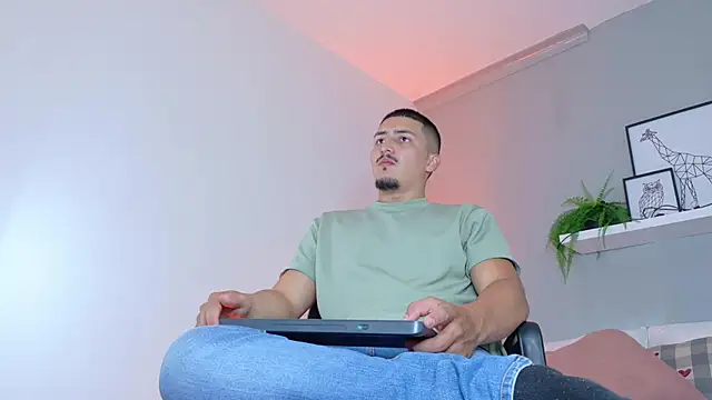 MrFox   online show from December 17, 7:30 pm