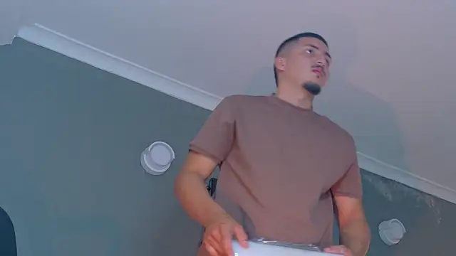 MrFox   online show from October 29, 7:46 pm