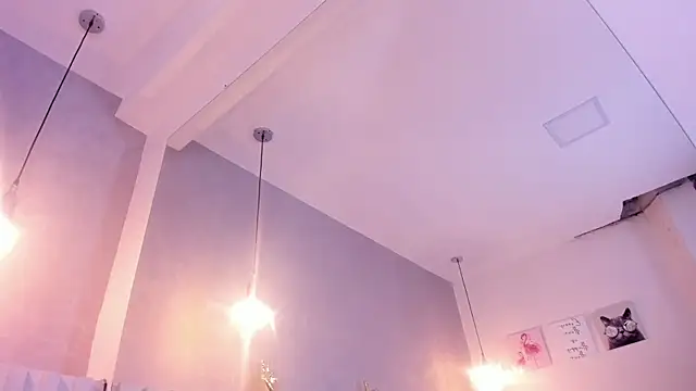 Snapshot of HannahToons chatting on September 19, 8:13 pm HannahToons online show from September 19, 8:13 pm