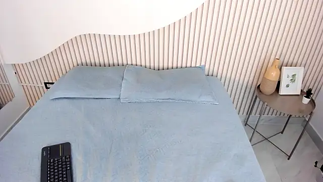 HannahToons online show from March 2, 3:29 am