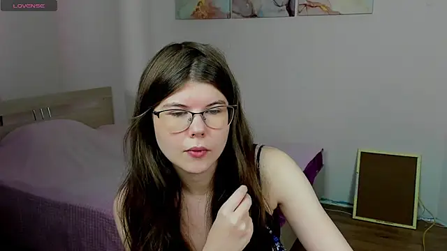 Snapshot of Beatrisss chatting on November 13, 5:44 am Beatrisss online show from November 13, 5:44 am