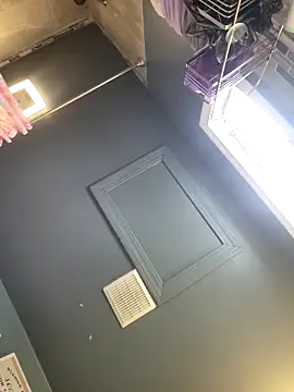 chocolate bella online show from March 22, 2:29 pm