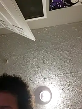 chocolate bella online show from April 9, 3:30 am