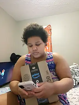 chocolate bella online show from January 7, 3:39 pm