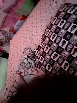 chocolate bella online show from March 15, 1:40 pm