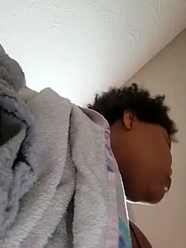 chocolate bella online show from February 17, 4:37 pm