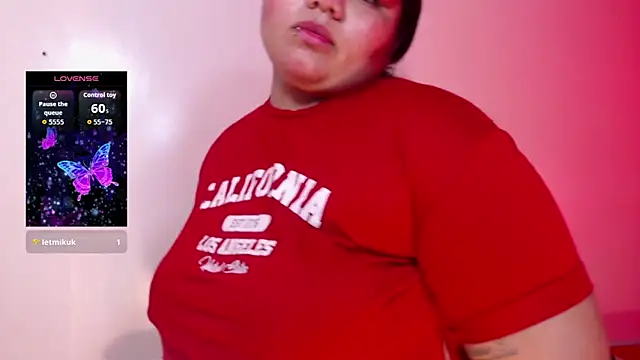 Lia Arellano online show from April 15, 7:58 pm