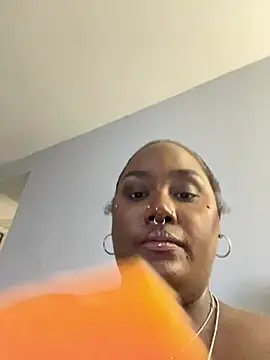 Cocomamii1 online show from March 17, 12:24 am