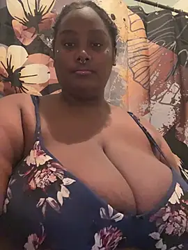 Cocomamii1 online show from June 12, 3:48 am