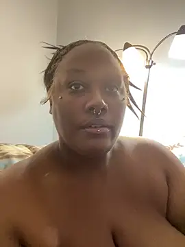 Snapshot of Cocomamii1 chatting on January 16, 2:04 am Cocomamii1 online show from January 16, 2:04 am