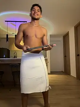 austin spears  online show from February 5, 3:02 am