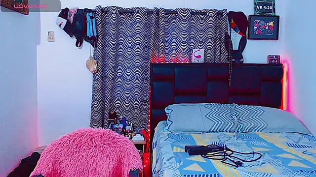 Azley sweet online show from November 15, 1:04 pm