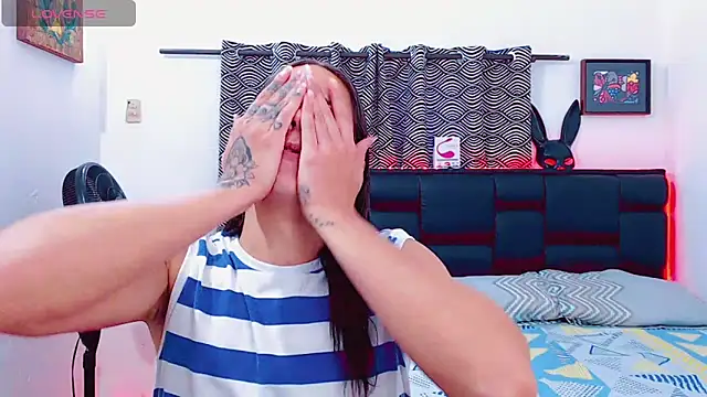 Azley sweet online show from April 1, 6:49 pm