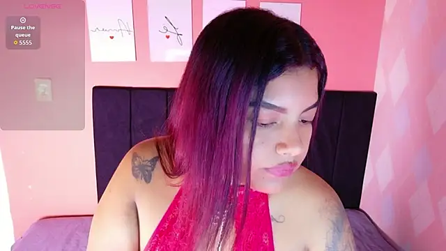 curvybrunnett online show from March 13, 12:10 pm