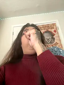 Snapshot of CharmingMaddie chatting on November 26, 5:46 pm CharmingMaddie online show from November 26, 5:46 pm