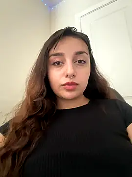 Snapshot of CharmingMaddie chatting on October 11, 4:19 pm CharmingMaddie online show from October 11, 4:19 pm