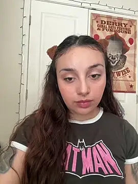 CharmingMaddie online show from March 21, 4:11 pm