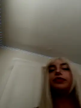 Snapshot of CharmingMaddie chatting on September 9, 3:54 pm CharmingMaddie online show from September 9, 3:54 pm