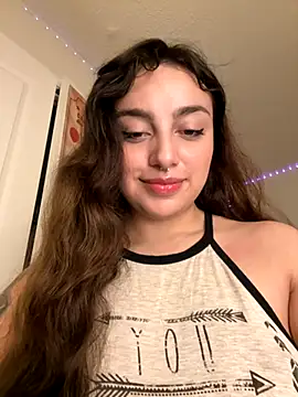 Snapshot of CharmingMaddie chatting on September 13, 9:09 am CharmingMaddie online show from September 13, 9:09 am