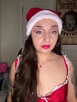 CharmingMaddie online show from December 16, 11:36 am