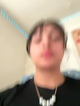 Snapshot of CharmingMaddie chatting on November 16, 2:00 pm CharmingMaddie online show from November 16, 2:00 pm