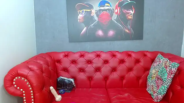 Violett Salvatore online show from November 12, 4:11 pm