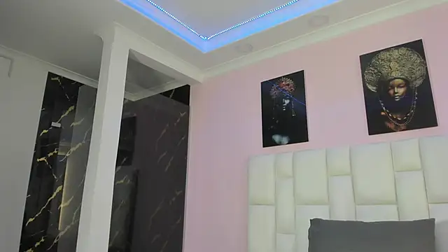 CrisstalStwart online show from October 22, 7:24 pm