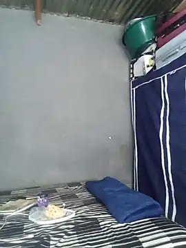 JohnSmit5 online show from December 4, 7:51 am