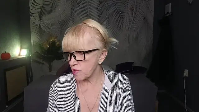 Sabina Ros online show from February 19, 7:38 am