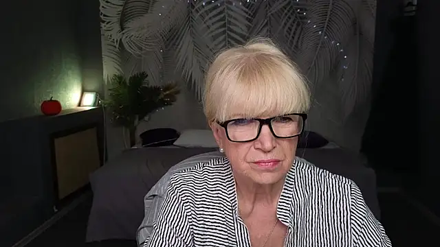 Snapshot of Sabina_Ros chatting on September 27, 7:14 am Sabina Ros online show from September 27, 7:14 am