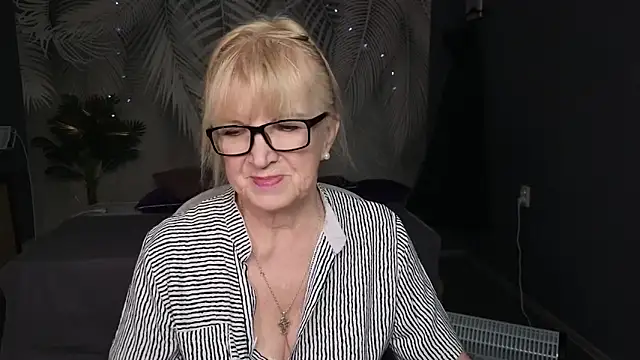 Sabina Ros online show from February 5, 7:37 am