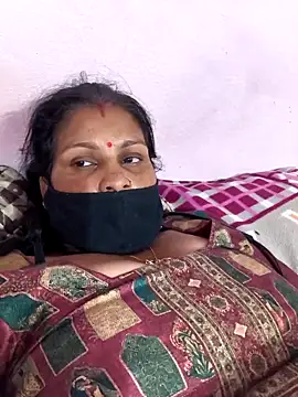 Love-pari077 online show from February 12, 2:39 pm