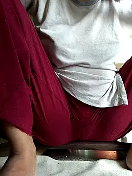 Snapshot of Love-pari077 chatting on October 3, 1:53 am Love-pari077 online show from October 3, 1:53 am