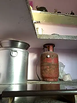 Love-pari077 online show from April 14, 1:10 am