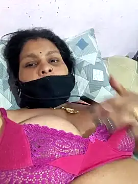 Love-pari077 online show from April 14, 3:28 pm