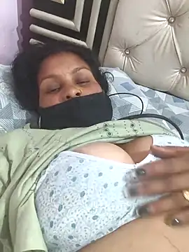 Love-pari077 online show from March 5, 12:51 am