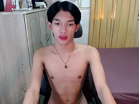 Snapshot of fuckerfriendsxx chatting on July 14, 10:27 pm fuckerfriendsxx online show from July 14, 10:27 pm