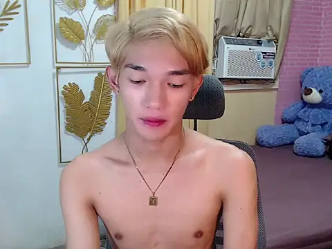 fuckerfriendsxx online show from April 12, 4:38 am