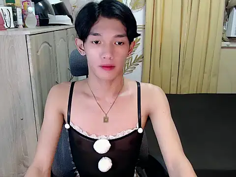 Snapshot of fuckerfriendsxx chatting on July 12, 12:00 am fuckerfriendsxx online show from July 12, 12:00 am