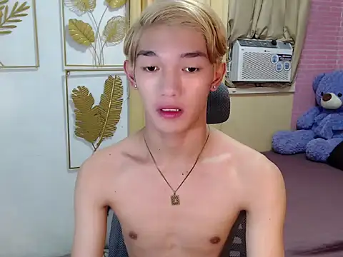 fuckerfriendsxx online show from April 14, 6:51 am