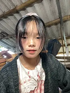 Snapshot of AdamLazis chatting on November 30, 8:37 am AdamLazis online show from November 30, 8:37 am