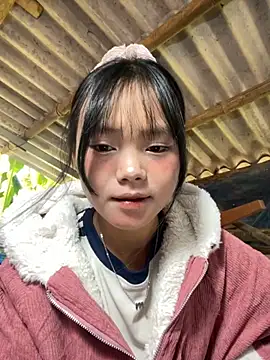 Snapshot of AdamLazis chatting on November 23, 1:59 am AdamLazis online show from November 23, 1:59 am