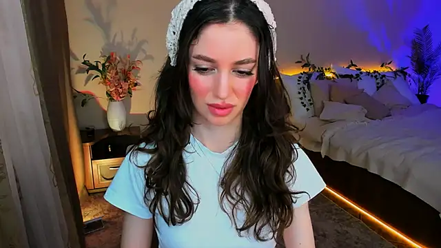 Snapshot of ChristinaConteeree chatting on September 20, 11:26 am ChristinaConteeree online show from September 20, 11:26 am